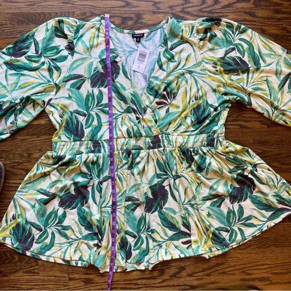 Torrid Textured Knit Surplice Puff Sleeve Babydoll Top 4 boho tropical NWT - Picture 9 of 10